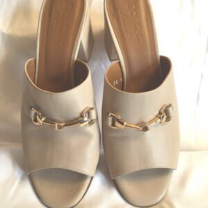 Doucal's Slide Leather Mule Sandals